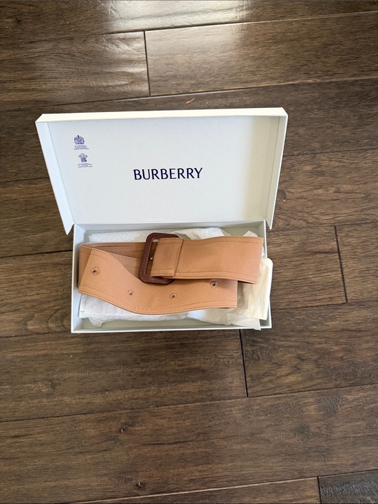 Burberry Jackets & Blazers - Burberry trench Replacement Beige Belt with Brown leather Buckle
